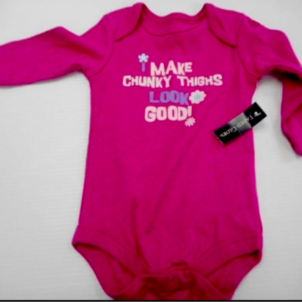 NWT Faded Glory onesie, size 6-9 months